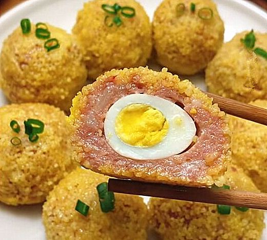 小米鹌鹑蛋里脊肉丸