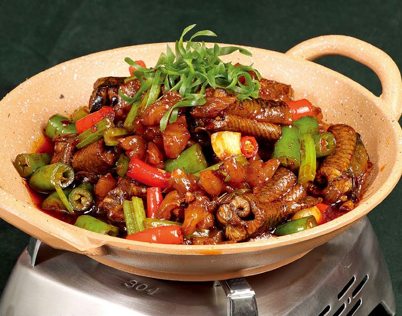 干锅黄鳝炖牛鞭