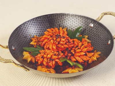 大厨四宝香辣干锅酱应用-东篱红影